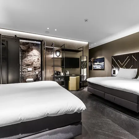 Hotel Le Marin - Handwritten Collection